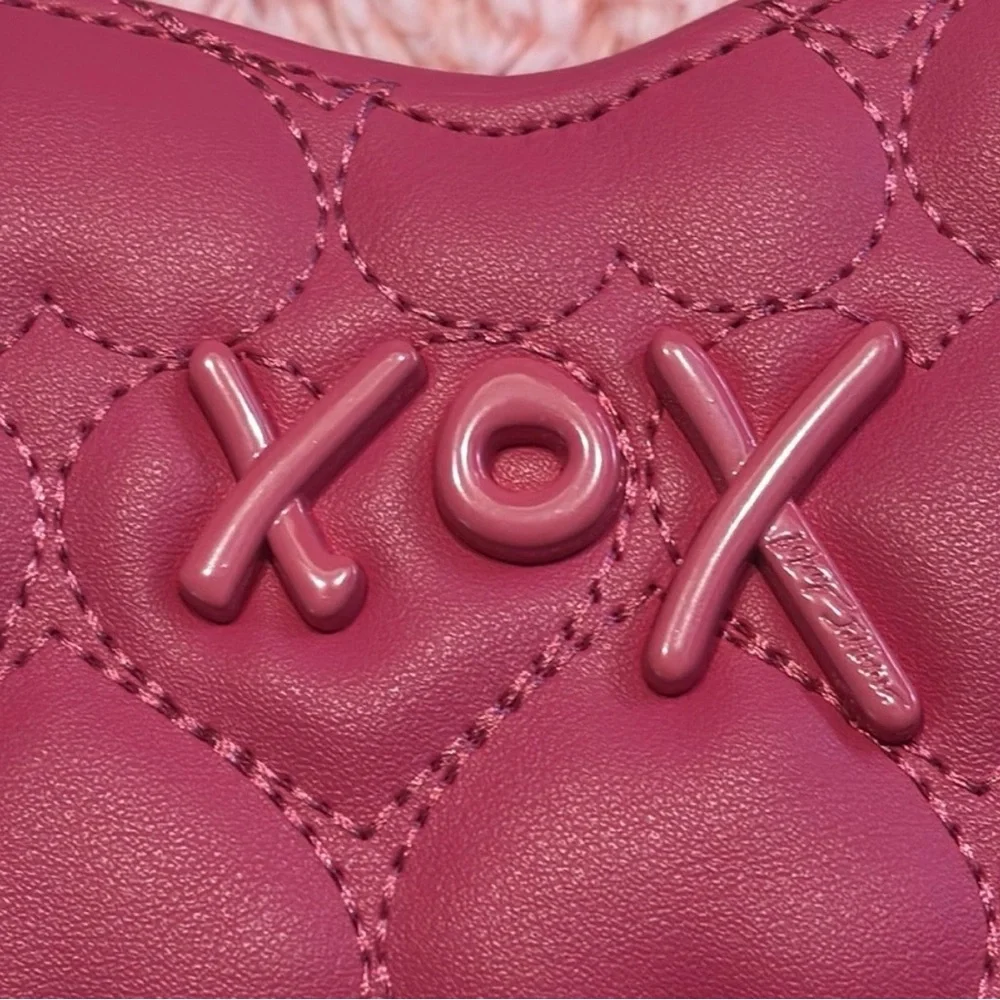 Betsey Johnson Pink Heart Crossbody 🩷 - Picture 5 of 7